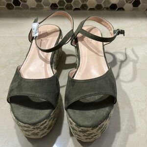Kayleen wedge shoes 10